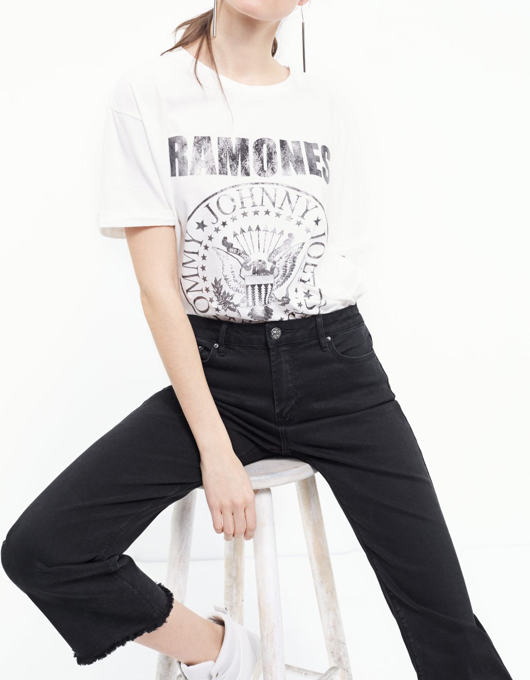 Resultado de imagen de camisetas rockeras mujer stradivarius