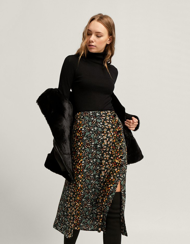 Stradivarius Midi Skirt With Side Buttons In Black at £19.99 | love the ...