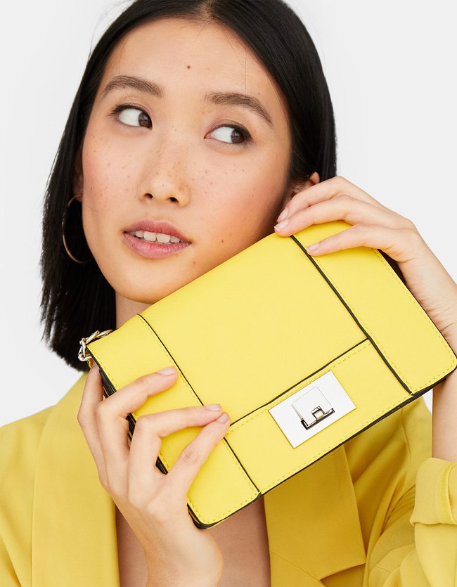 Stradivarius Minischoudertas Met Sluiting Dames Geel stradivarius kopen in de aanbieding Stradivarius Minischoudertas Met Sluiting Dames Geel stradivarius kopen in de aanbieding