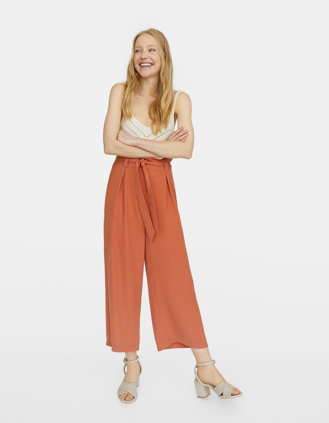 Stradivarius Soepelvallende Culotte Met Strikriem Dames Perzik stradivarius kopen in de aanbieding Stradivarius Soepelvallende Culotte Met Strikriem Dames Perzik stradivarius kopen in de aanbieding