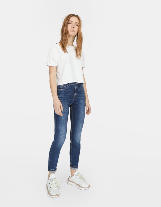 Stradivarius Push Up Jeans Dames Middenjeans 34 stradivarius kopen in de aanbieding