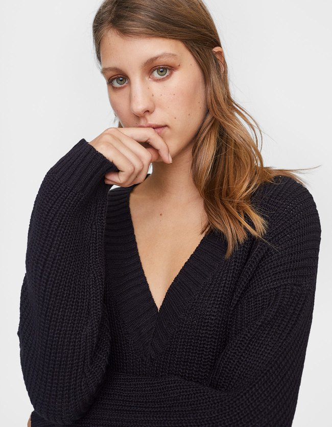 Stradivarius Trui Met V Hals En Bies Dames Zwart stradivarius kopen in de aanbieding Stradivarius Trui Met V Hals En Bies Dames Zwart stradivarius kopen in de aanbieding