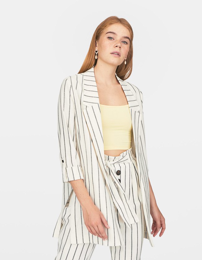 Stradivarius Fluid Blazer Dames Ecru stradivarius kopen in de aanbieding Stradivarius Fluid Blazer Dames Ecru stradivarius kopen in de aanbieding
