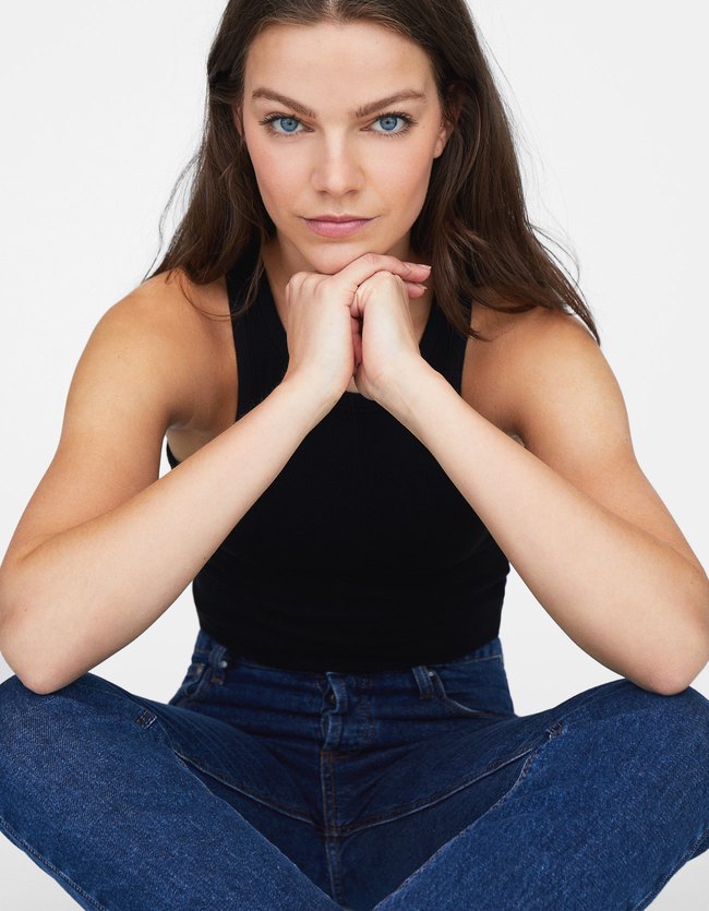 Stradivarius Mouwloze Rib Croptop Dames Zwart stradivarius kopen in de aanbieding