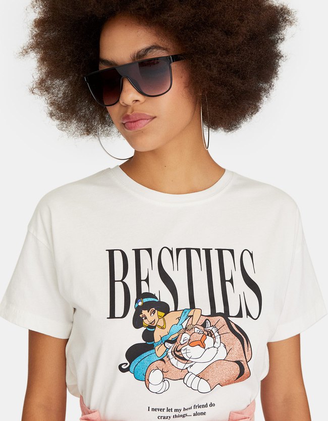 Stradivarius Camiseta Disney Aladin Dames Wit Xs stradivarius kopen in de aanbieding Stradivarius Camiseta Disney Aladin Dames Wit Xs stradivarius kopen in de aanbieding