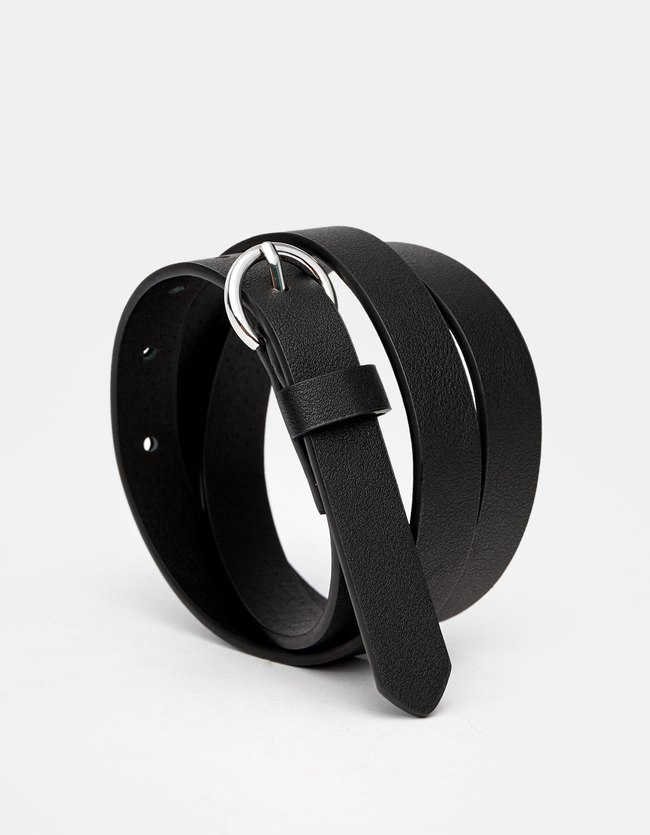 Stradivarius Fijne Riem Met Ronde Gesp Dames Zwart 80 stradivarius kopen in de aanbieding