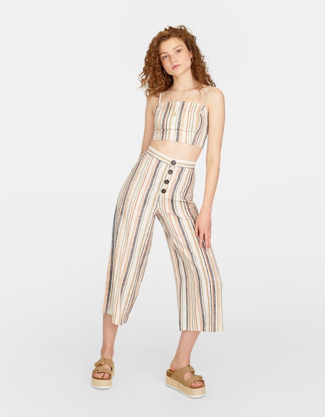Stradivarius Pantalon Cropped Botonadura Rayas Dames Beige 38 stradivarius kopen in de aanbieding Stradivarius Pantalon Cropped Botonadura Rayas Dames Beige 38 stradivarius kopen in de aanbieding