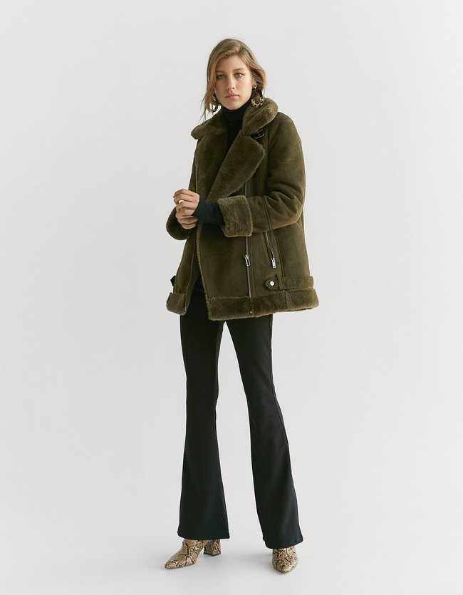 Stradivarius Double Face Bikerjack Limited Edition Dames Kaki stradivarius kopen in de aanbieding