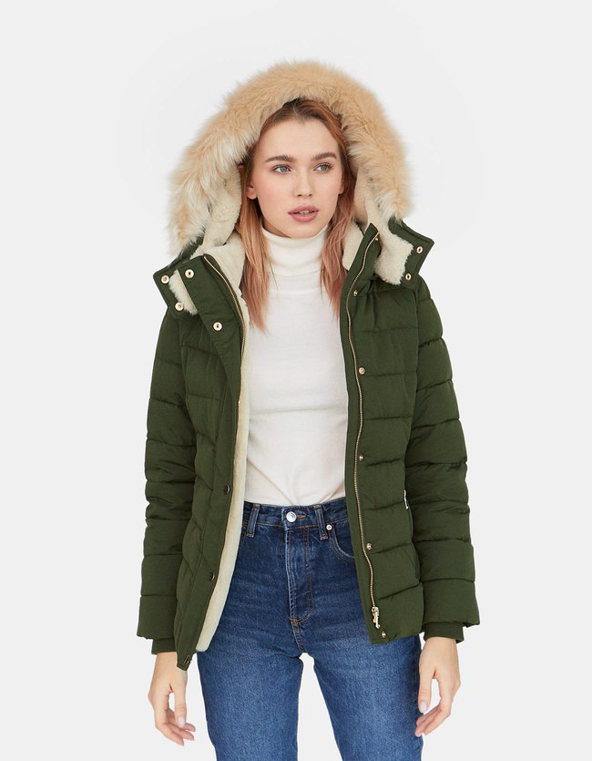 Stradivarius Gewatteerd Jack Met Afneembare Capuchon Dames Olijfgroen stradivarius kopen in de aanbieding Stradivarius Gewatteerd Jack Met Afneembare Capuchon Dames Olijfgroen stradivarius kopen in de aanbieding