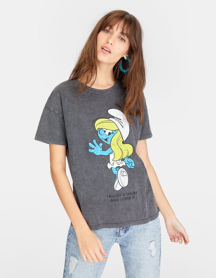 maglietta friends stradivarius