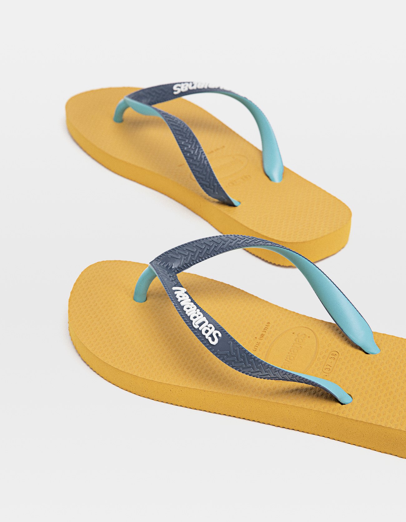 stradivarius havaianas