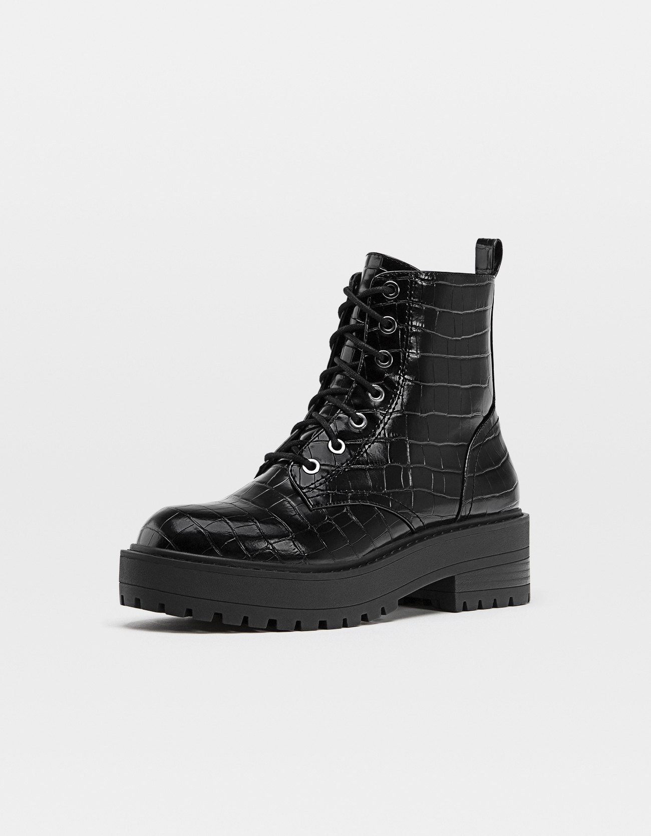 stradivarius biker boots