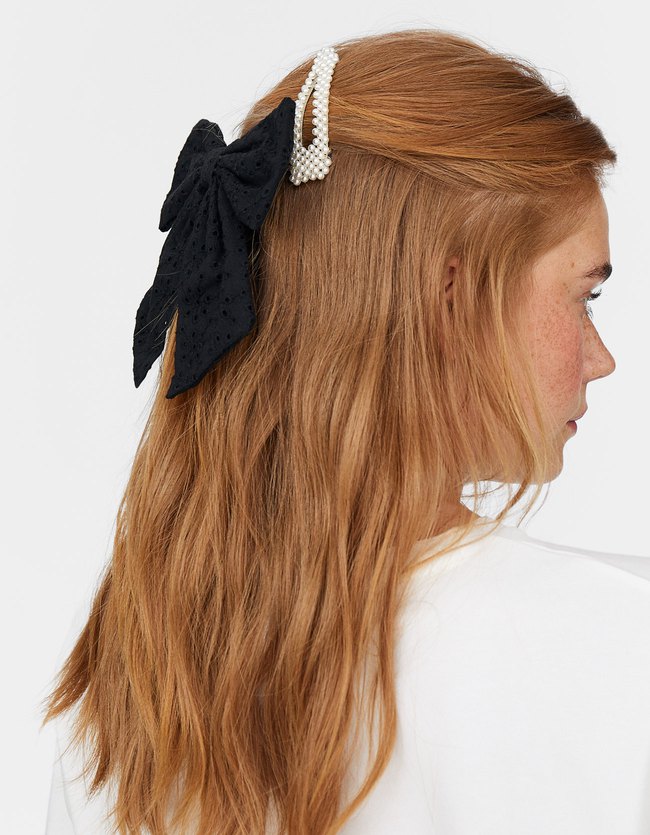 Stradivarius Broderie Haarstrik Dames Zwart stradivarius kopen in de aanbieding