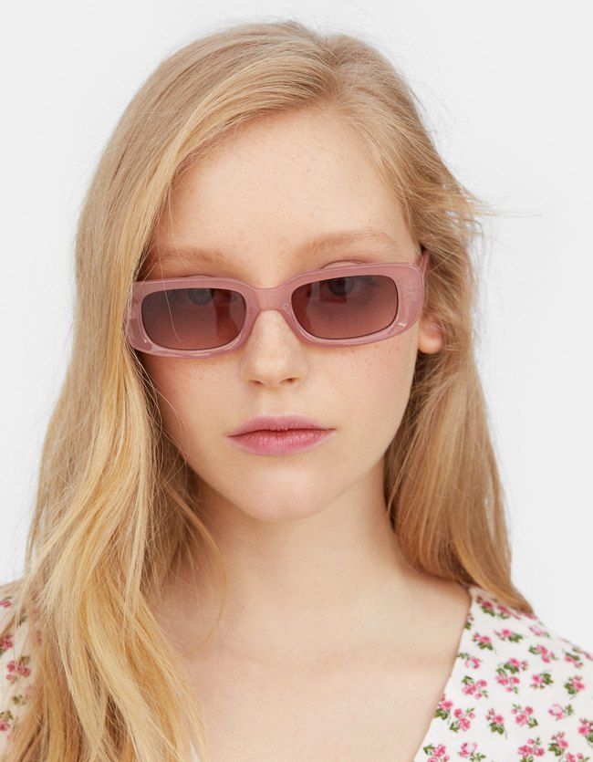 Stradivarius Kunststof Zonnebril Met Rechthoekig Montuur Dames Naturel Roze stradivarius kopen in de aanbieding Stradivarius Kunststof Zonnebril Met Rechthoekig Montuur Dames Naturel Roze stradivarius kopen in de aanbieding