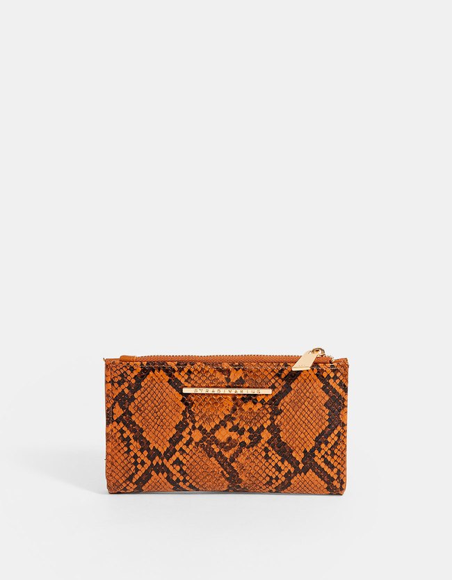 Stradivarius Basic Portefeuille Met Slangenprint Dames Amber stradivarius kopen in de aanbieding Stradivarius Basic Portefeuille Met Slangenprint Dames Amber stradivarius kopen in de aanbieding