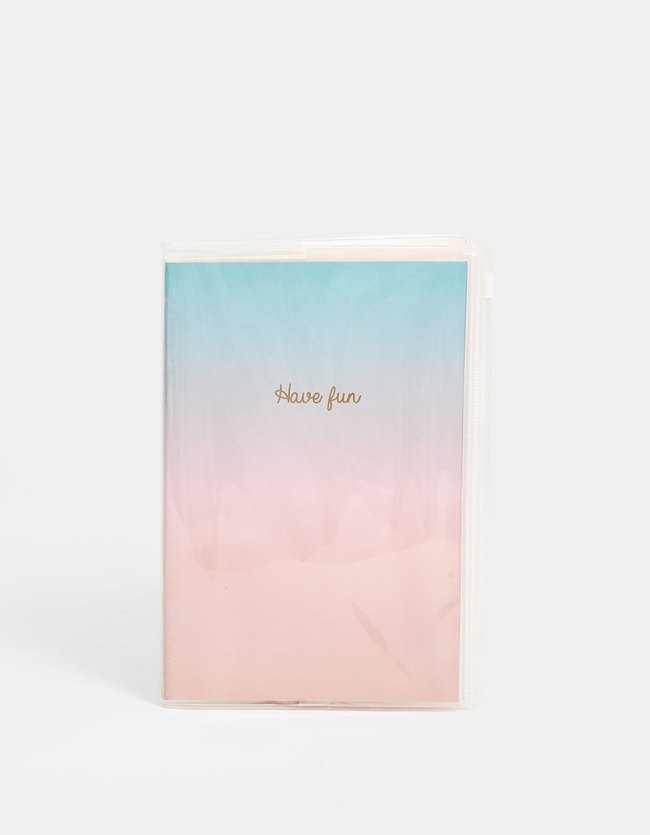 Stradivarius Planner Met Plastic Omslag Degrade Effect Dames Pastelroze 103 stradivarius kopen in de aanbieding Stradivarius Planner Met Plastic Omslag Degrade Effect Dames Pastelroze 103 stradivarius kopen in de aanbieding