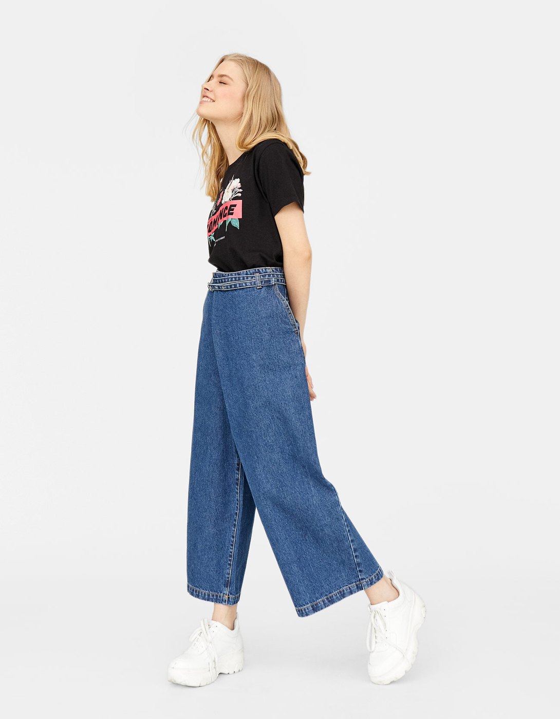 Tzin Panteloni Me Zwnh Nees Afi3eis Stradivarius Greek