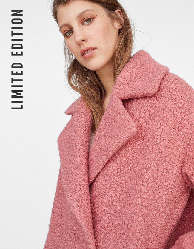 Stradivarius Jas Van Krulletjes Kunstbont Limited Edition Dames Lichtroze stradivarius kopen in de aanbieding Stradivarius Jas Van Krulletjes Kunstbont Limited Edition Dames Lichtroze stradivarius kopen in de aanbieding