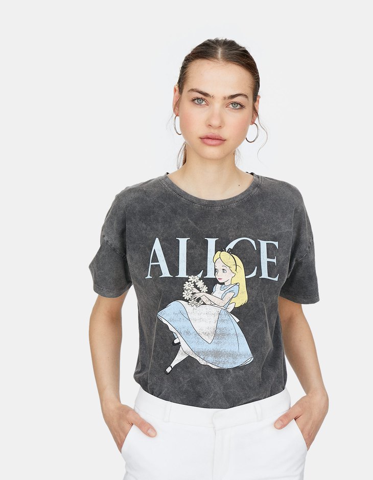 t shirt queen stradivarius
