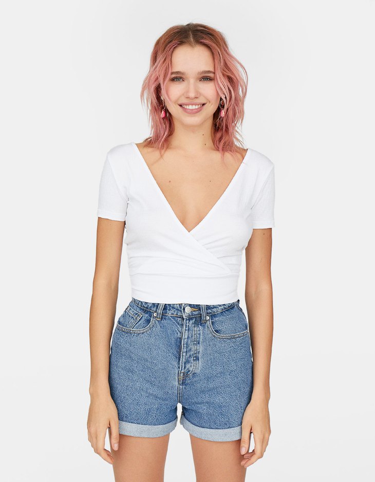 camiseta mona lisa stradivarius