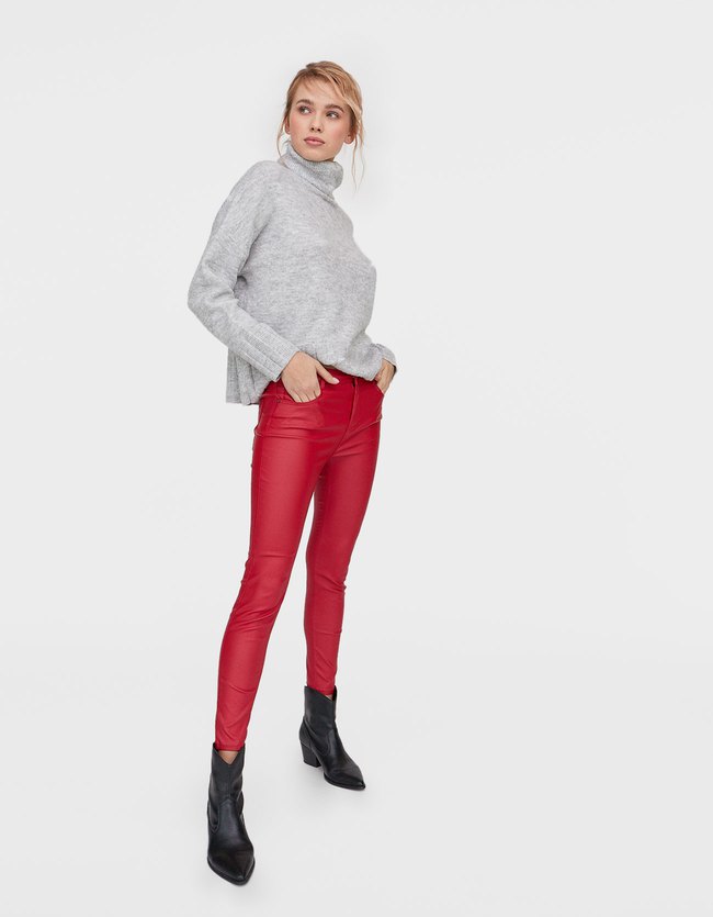 Stradivarius Gecoate Broek Met Hoge Taille Dames Rood 36 stradivarius kopen in de aanbieding Stradivarius Gecoate Broek Met Hoge Taille Dames Rood 36 stradivarius kopen in de aanbieding