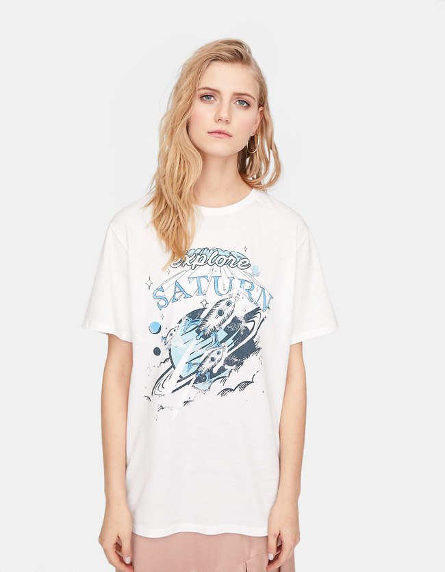 Stradivarius Oversized T Shirt Met Cosmic Print Dames Ecru stradivarius kopen in de aanbieding