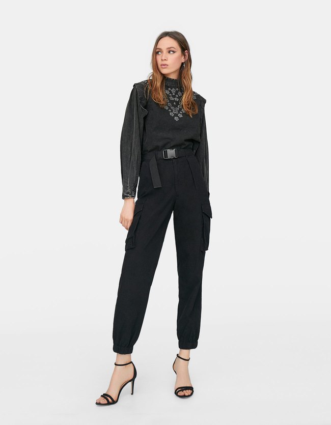 Stradivarius Broek Met Cargozakken Dames Zwart 36 stradivarius kopen in de aanbieding Stradivarius Broek Met Cargozakken Dames Zwart 36 stradivarius kopen in de aanbieding