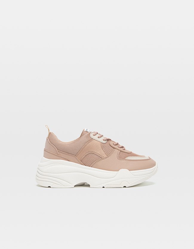 Stradivarius Sneaker Met Brede Zool Nude Dames Naturel 36 stradivarius kopen in de aanbieding