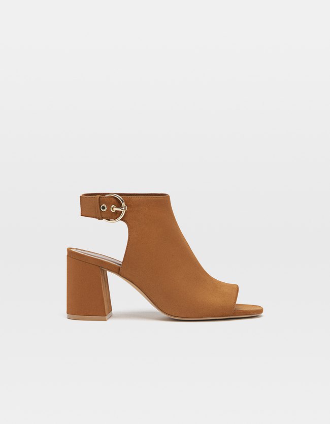 Stradivarius Bruine Slingback Met Gesp Dames Leer 38 stradivarius kopen in de aanbieding