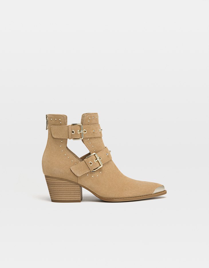 stradivarius cowboy boots