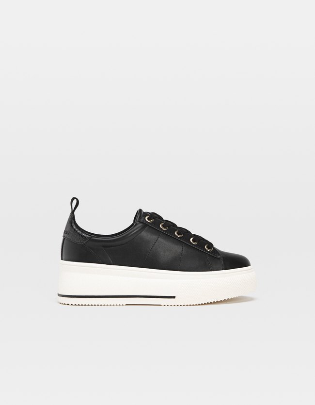 Stradivarius Zwarte Sneaker Met Plateauzool Dames Zwart 37 stradivarius kopen in de aanbieding Stradivarius Zwarte Sneaker Met Plateauzool Dames Zwart 37 stradivarius kopen in de aanbieding