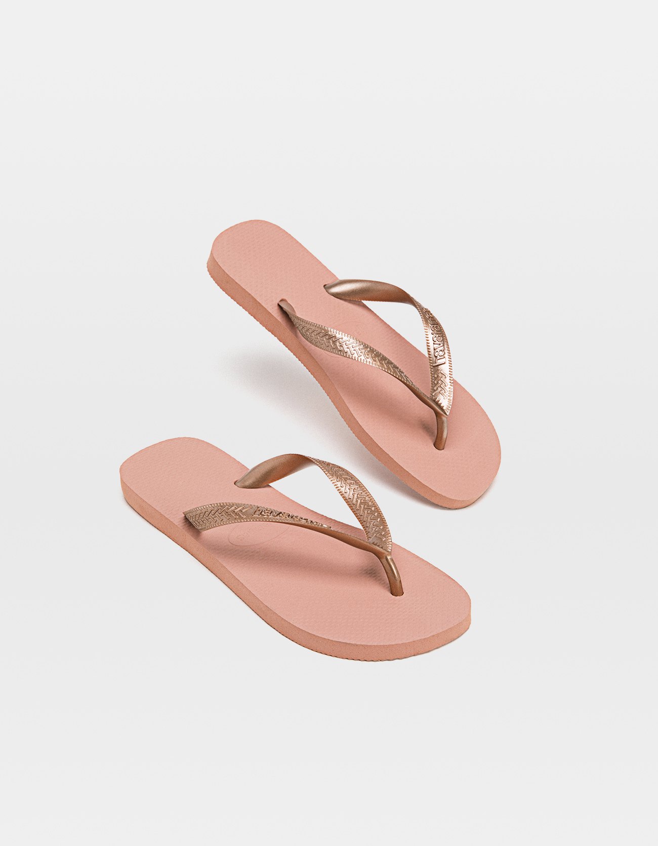 stradivarius havaianas