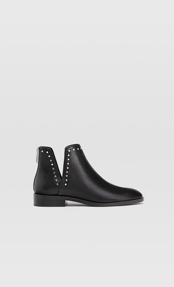 chelsea boots studs