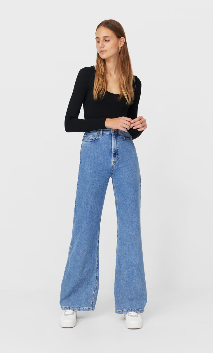 stradivarius flare jeans