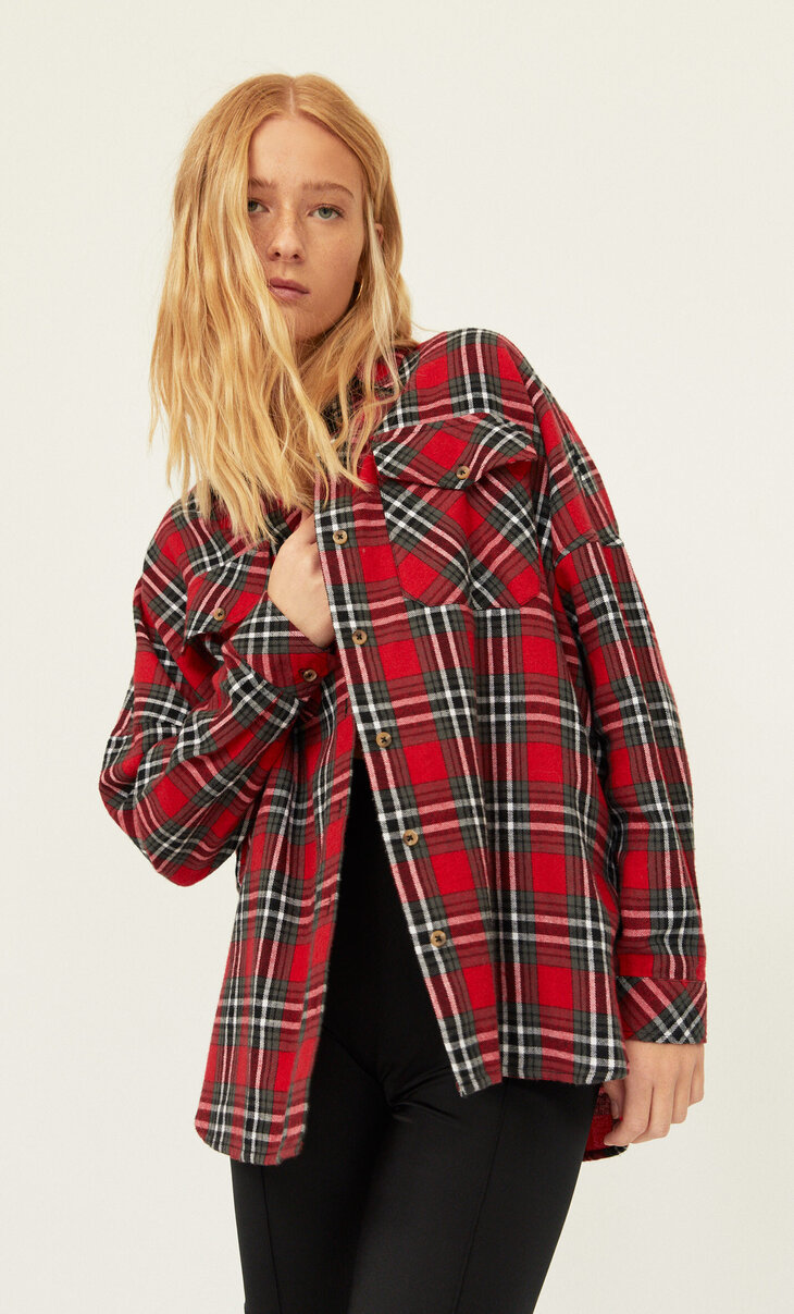 Camicia A Quadri Sovracamicia Da Donna Stradivarius Italia
