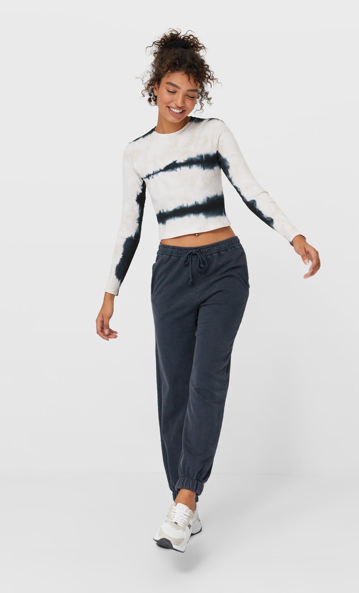 T Shirts For Women Winter Fashion 2020 Stradivarius Indonesia
