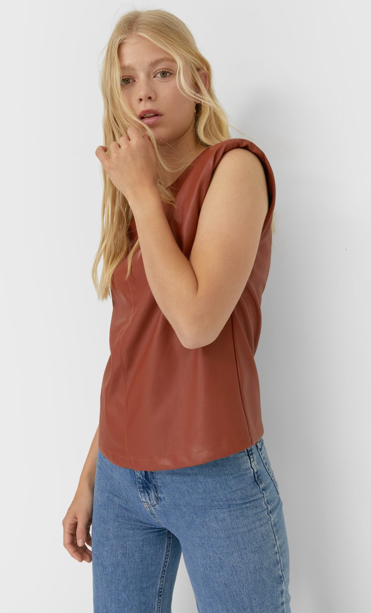 T Shirts For Women Winter Fashion 2020 Stradivarius Indonesia