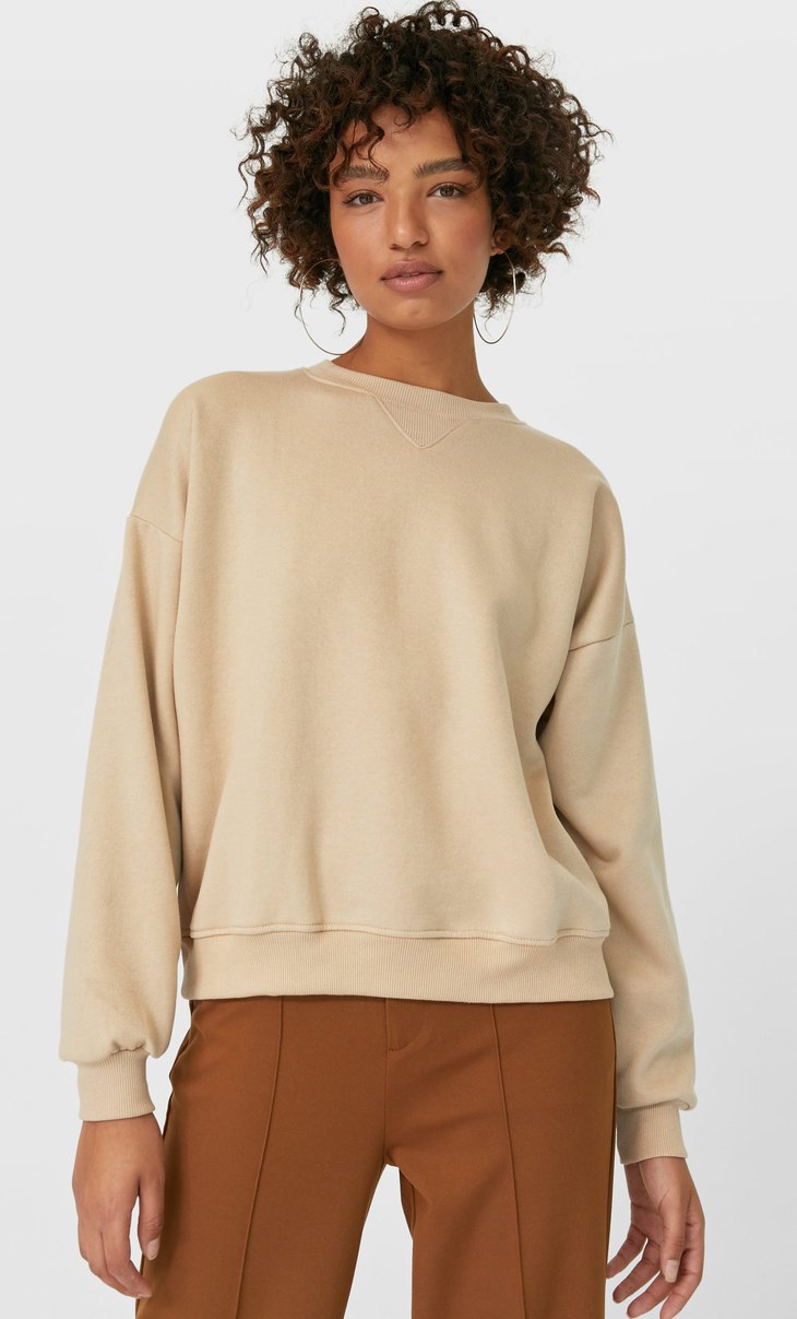 beige oversized sweatshirt