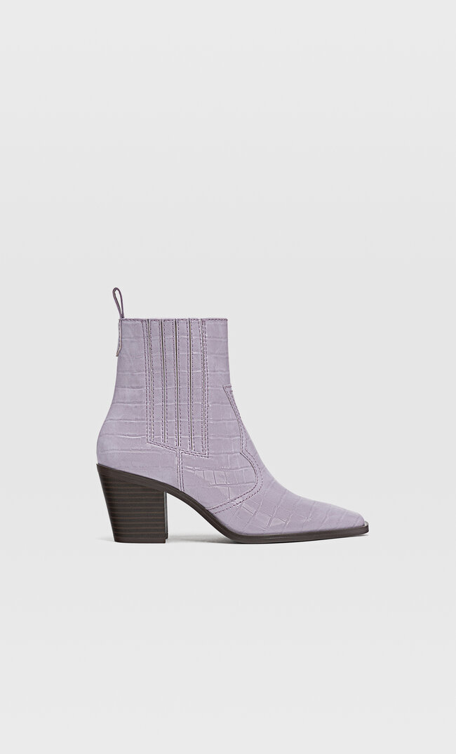 Embossed Cowboy Ankle Boots Women S Cowboy Boots Stradivarius Philippines