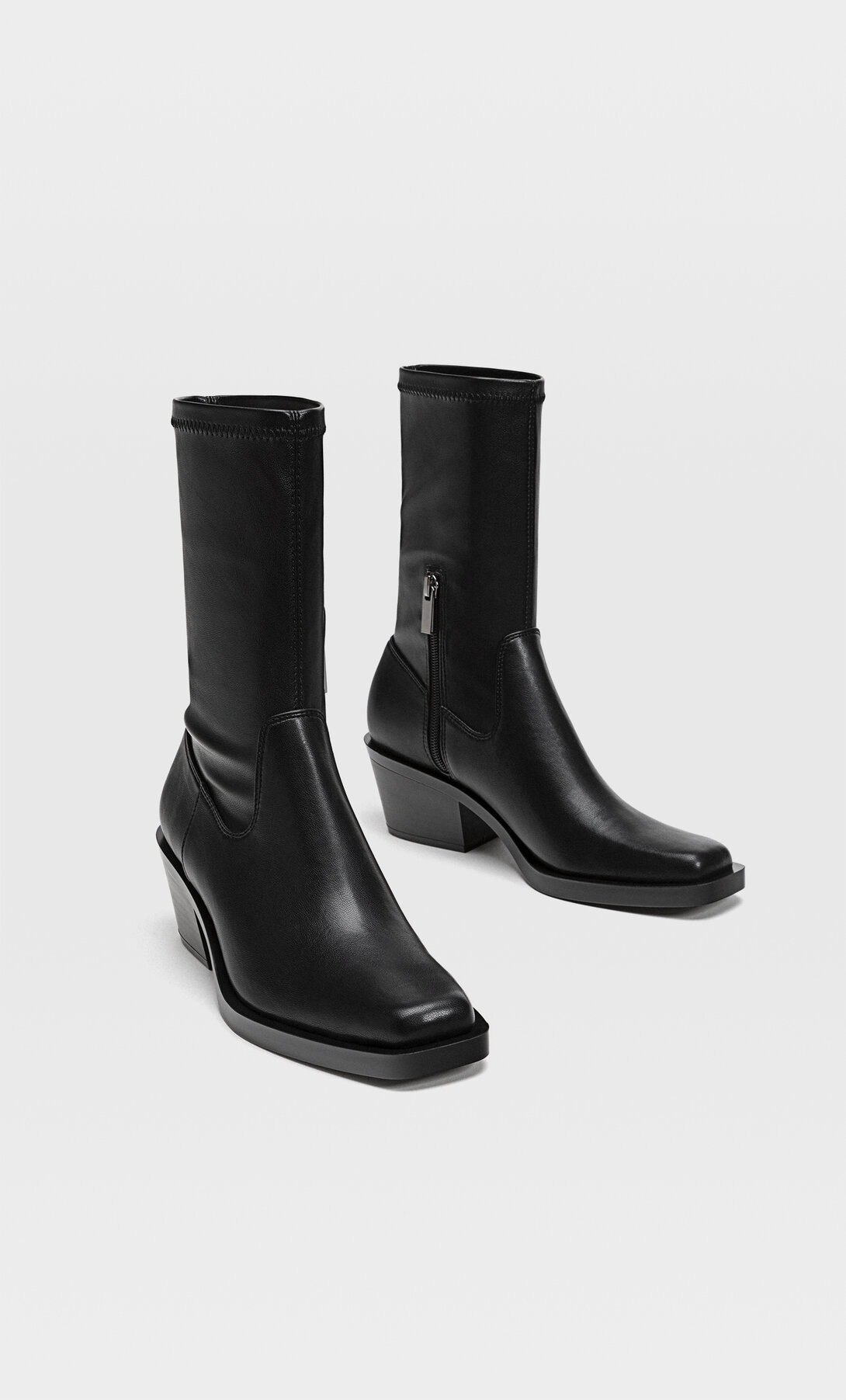 Best clothing sales right now We've found the best pieces in the sales