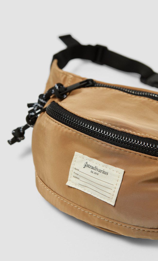 bum bag stradivarius