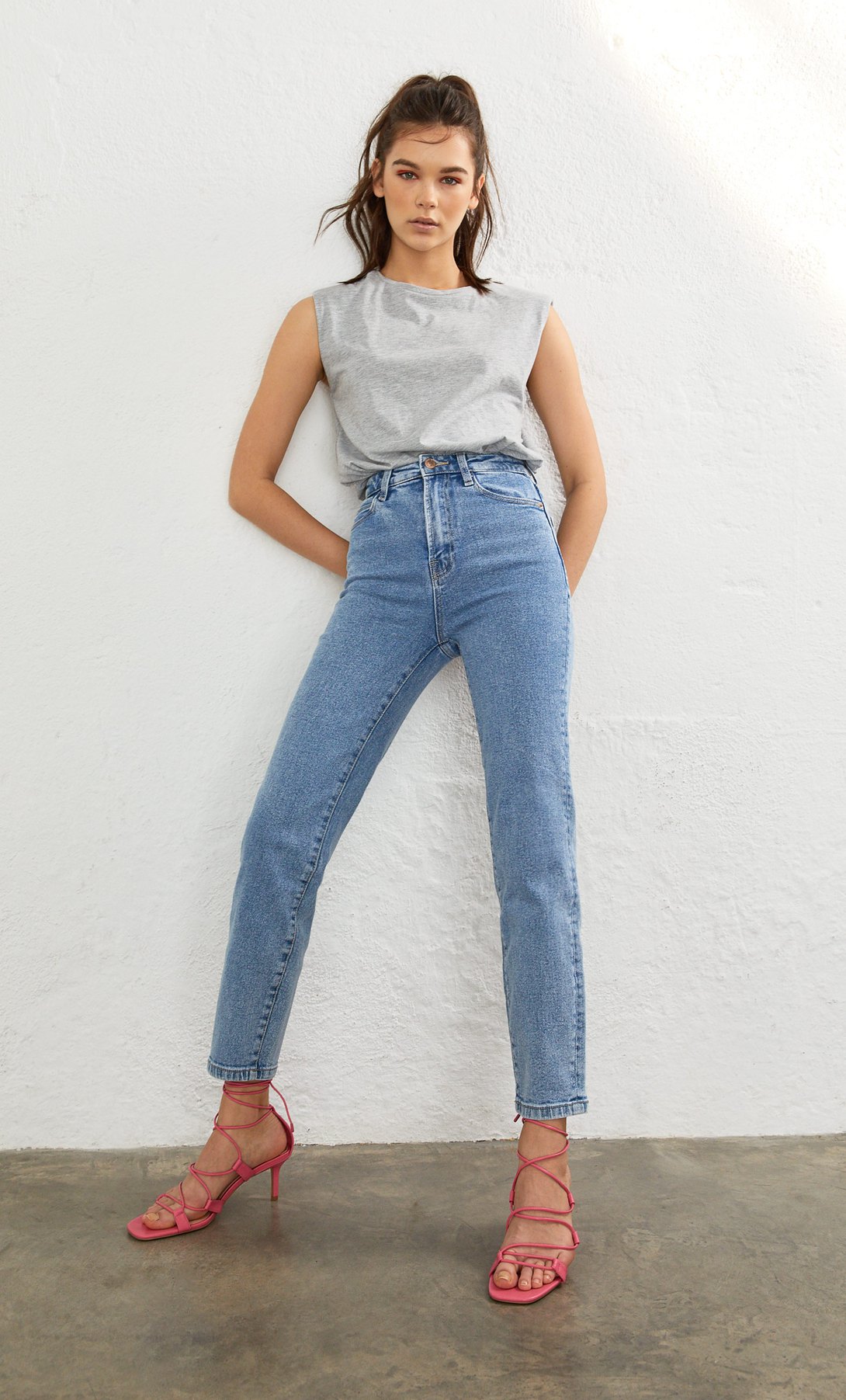 stradivarius slim mom