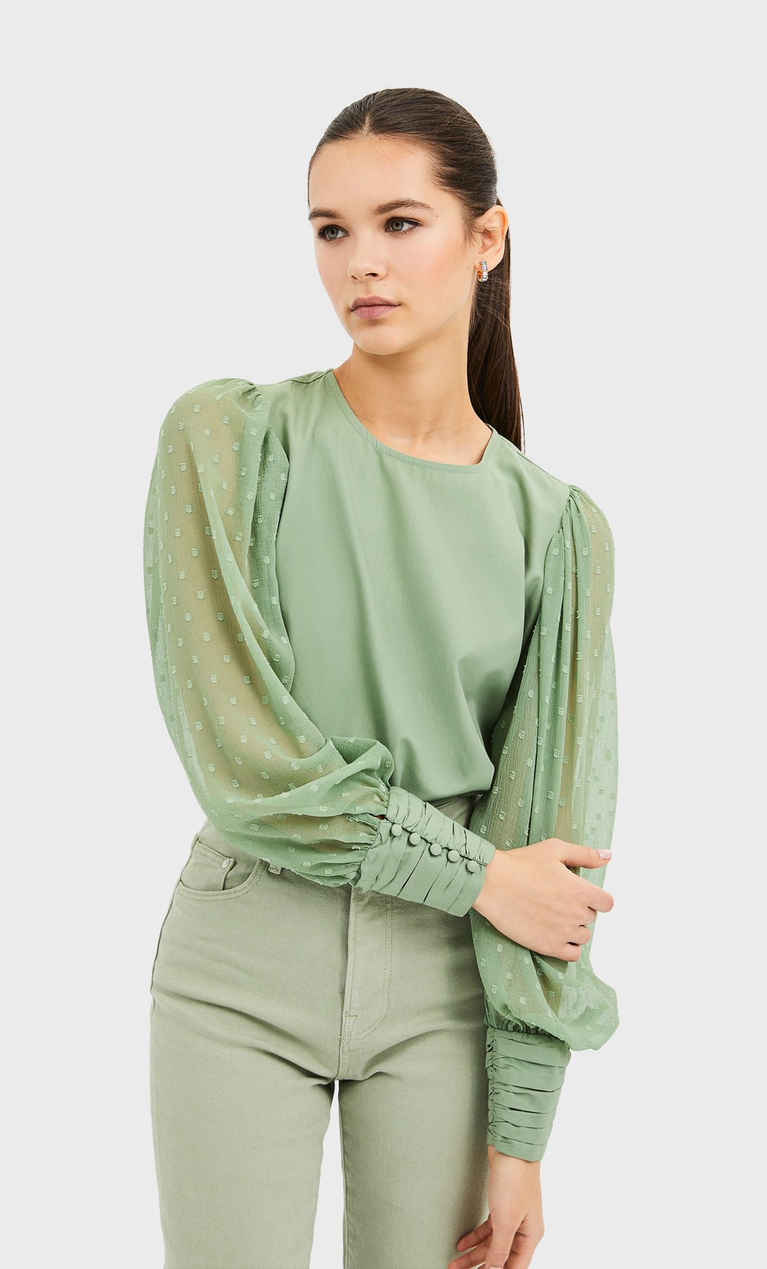STR_Chemise en popeline avec manches gigot en plumetis_1