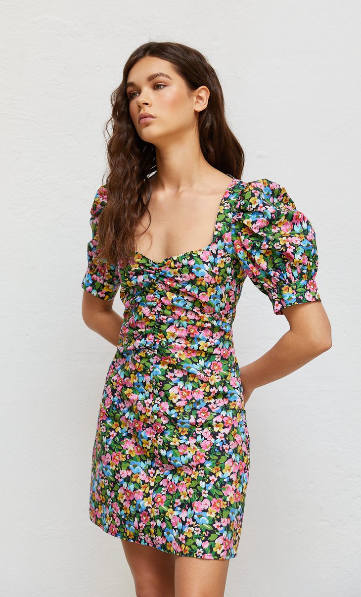 Vestidos De Mujer Rebajas Moda Verano 2020 Stradivarius Espana