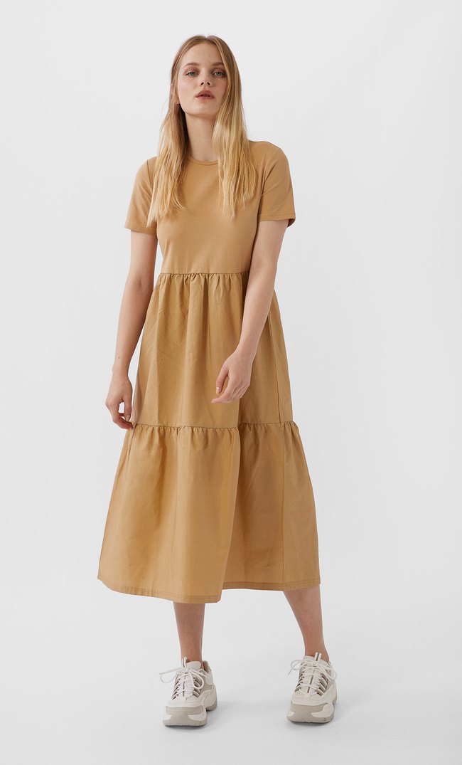 Foremata Gynaikeia Moda Anoi3hs 2020 Stradivarius Greek