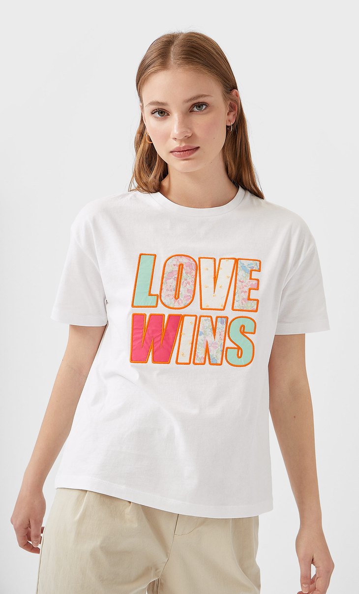 camiseta wonder woman stradivarius