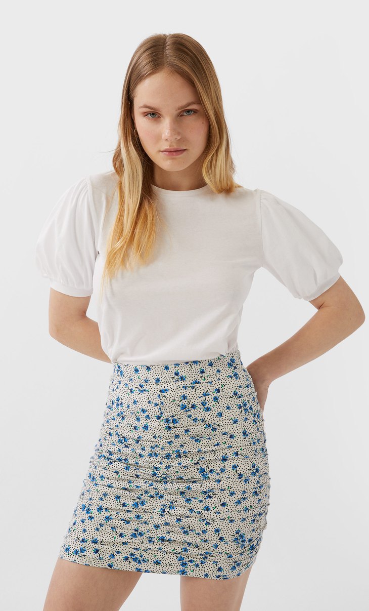 camiseta wonder woman stradivarius