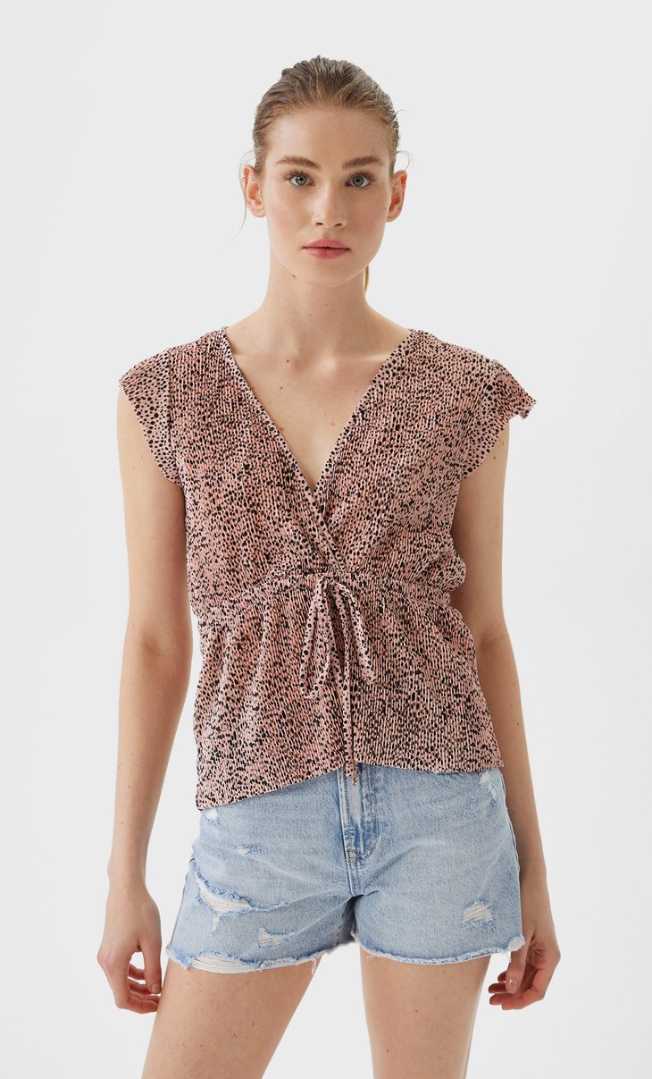 camiseta metallica mujer stradivarius