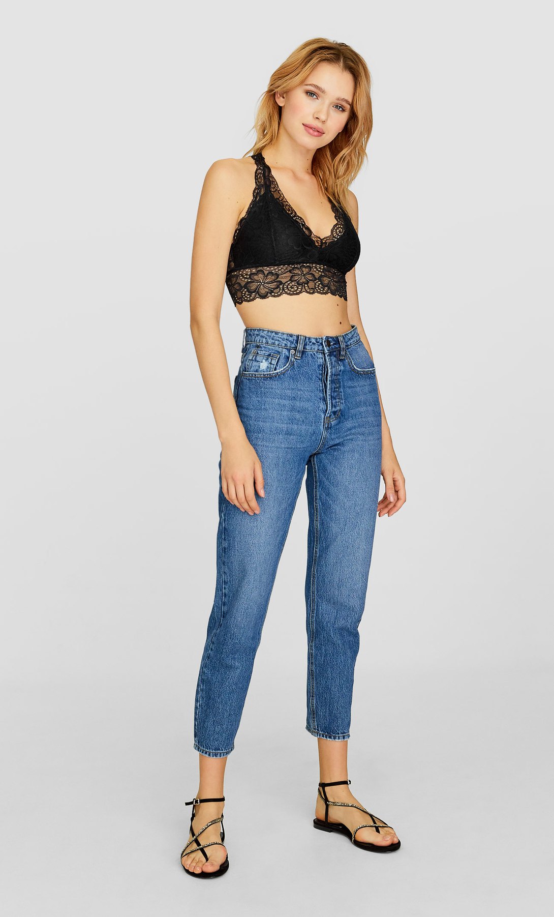 bralette negro stradivarius