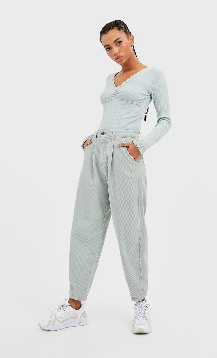 Image 1 Of Chinos From Zara Zara Mujer Pantalones